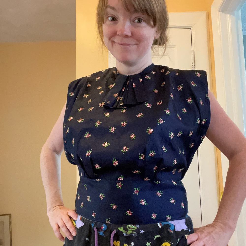 Vintage 40’s Navy Blue Floral Dickey